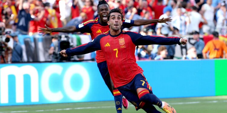 Ferran Torres marcou na prorrogação e garantiu o bicampeonato da Espanha na Copa do Mundo