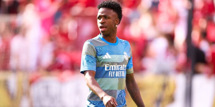 Vini Jr. desperta interesse do Arsenal em meio ao impasse pela renovação com o Real Madrid