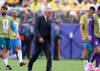 Ancelotti inicia o planejamento da Seleção Brasileira para o ciclo da Copa do Mundo de 2030