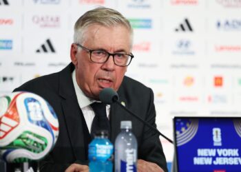 Ancelotti recebeu apoio dos jogadores da Seleção Brasileira, que pediram estabilidade ao treinador após a eliminação na Copa do Mundo