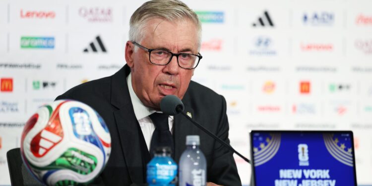 Ancelotti recebeu apoio dos jogadores da Seleção Brasileira, que pediram estabilidade ao treinador após a eliminação na Copa do Mundo