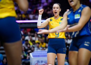 Brasil vence Pol&ocirc;nia e garante vaga antecipada na fase final da VNL