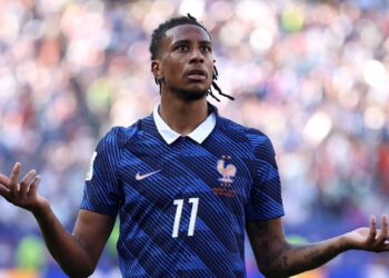 França teve recurso negado pela Fifa, e Michael Olise seguirá pendurado para o duelo contra o Marrocos