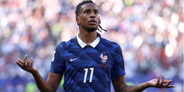 França teve recurso negado pela Fifa, e Michael Olise seguirá pendurado para o duelo contra o Marrocos