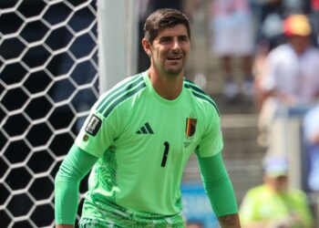 Courtois projeta duelo da B&eacute;lgica contra a Espanha pelas quartas de final
