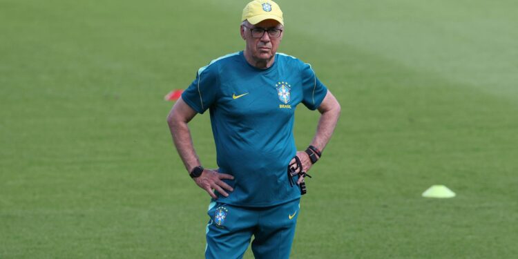 Tuchel defende Ancelotti após a eliminação do Brasil e elogia o treinador italiano
