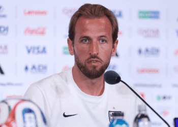 Harry Kane destacou a qualidade de Messi, mas fez questão de minimizar qualquer clima de confronto individual