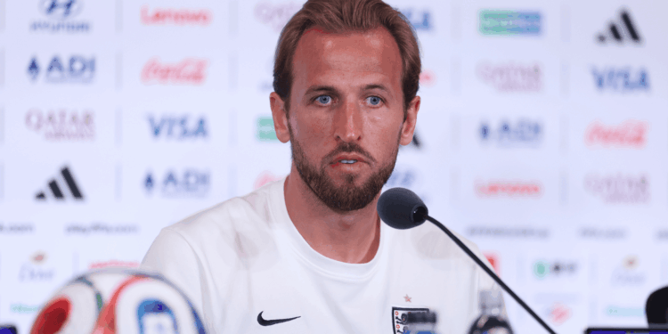 Harry Kane destacou a qualidade de Messi, mas fez questão de minimizar qualquer clima de confronto individual