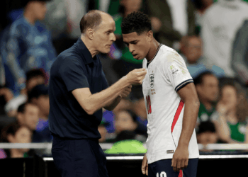 Thomas Tuchel tratou de colocar fim aos rumores sobre um poss&iacute;vel atrito com Jude Bellingham antes da semifinal da Copa do Mundo