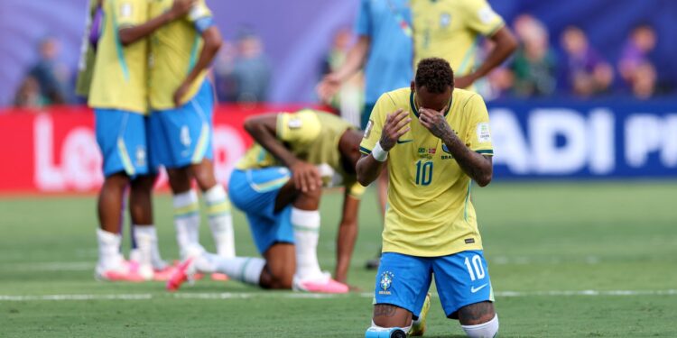 Seleção Brasileira foi alvo de críticas de Lula após a eliminação para a Noruega na Copa do Mundo