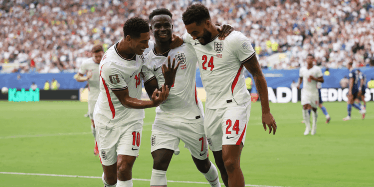 A Inglaterra venceu a França por 6 a 4 em um jogo eletrizante e garantiu o terceiro lugar da Copa do Mundo de 2026 diante da seleção francesa.