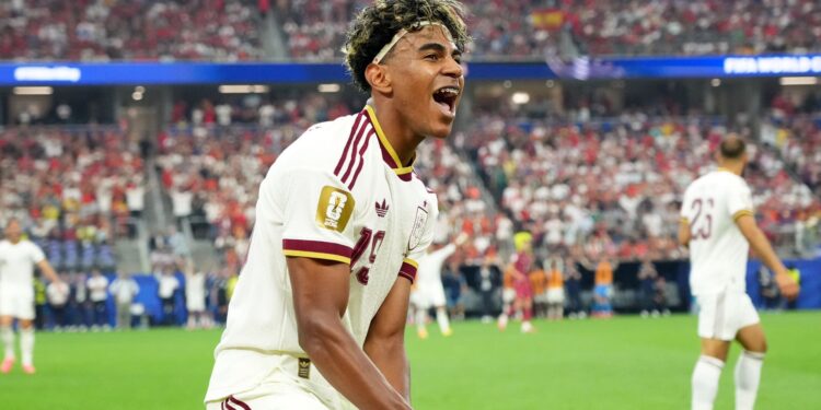 Lamine Yamal provoca a França após classificação da Espanha