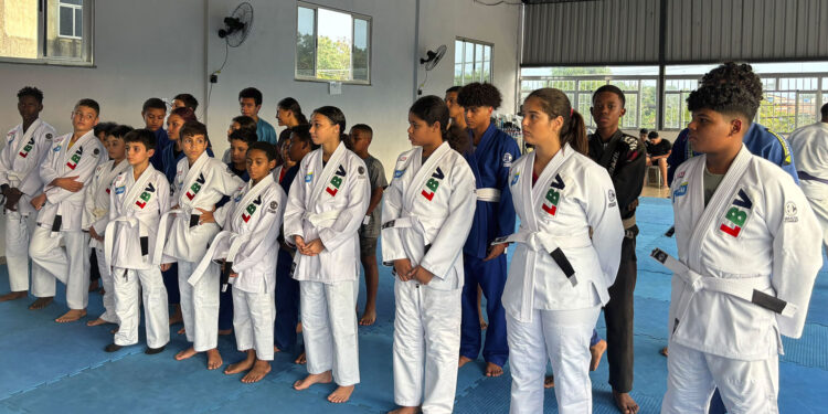 Projeto social leva cidadania a jovens da Baixada Fluminense - Foto: Divulgação