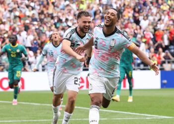 Jogadores da Bélgica comemorando gol