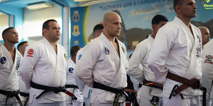 Competição reuniu praticantes de jiu-jitsu das Forças Armadas - Foto: Hugo Elevaty Esportes