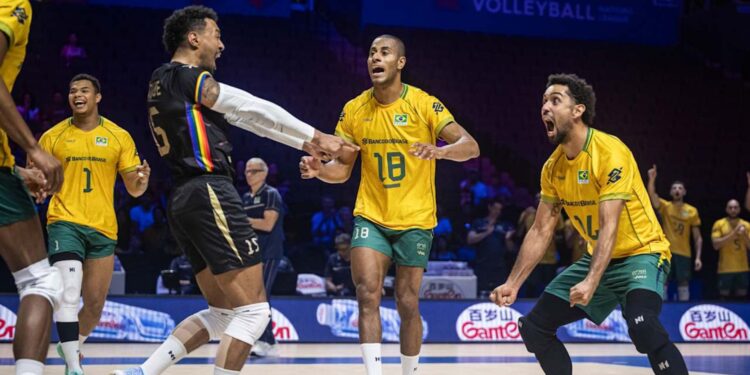 Jogadores do Brasil comemorando