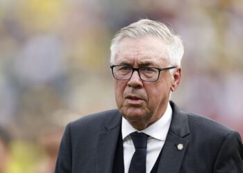 Carlo Ancelotti em jogo do Brasil na Copa do Mundo