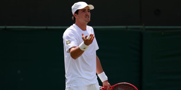 João Fonseca em ação em Wimbledon
