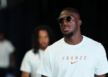 Konat&eacute; vem sendo reserva na sele&ccedil;&atilde;o da Fran&ccedil;a
