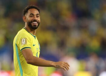 Matheus Cunha durante jogo da Seleção Brasileira