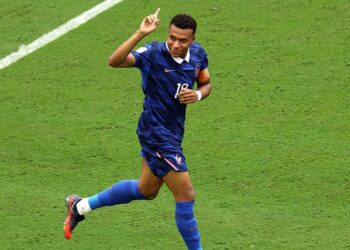 Mbappé comemorando gol contra a Inglaterra
