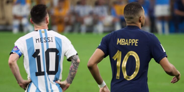Messi e Mbappé na final da Copa do Mundo de 2022