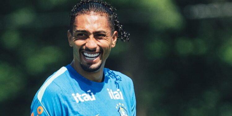 Raphinha em treino da Seleção desta sexta-feira, 3