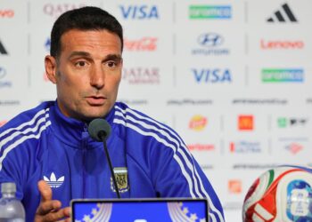 Lionel Scaloni em coletiva da Argentina